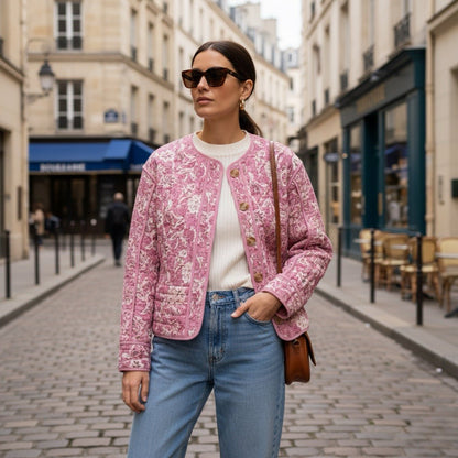 Effortlessly Elegant Jacket with a Timeless Design