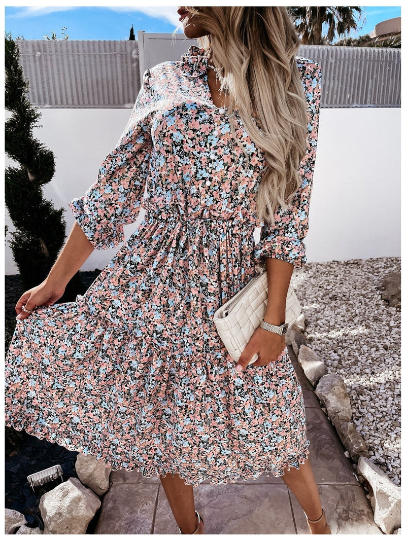 A Vintage Style Dress with Delicate Timeless Details