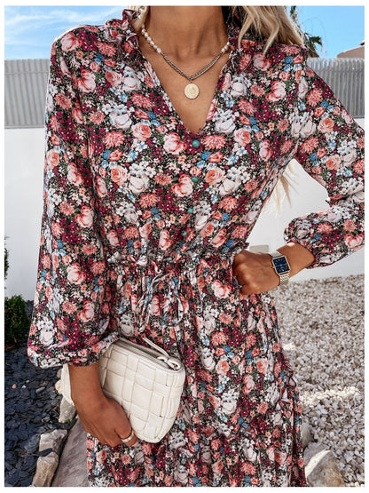 A Vintage Style Dress with Delicate Timeless Details