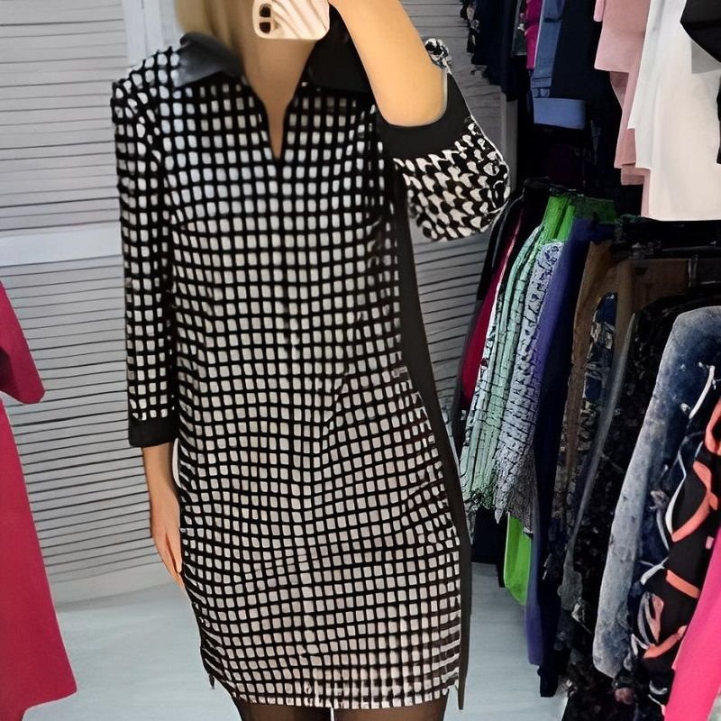 Classic Vintage Dress with a Flattering Fit
