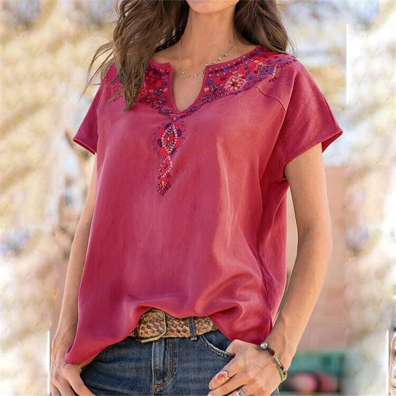 Elegantly Styled Blouse for Everyday Wear