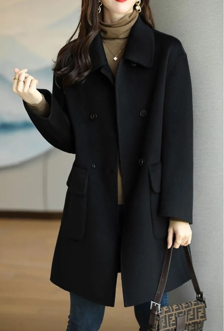 Classic Vintage & Enduringly Stylish Coat