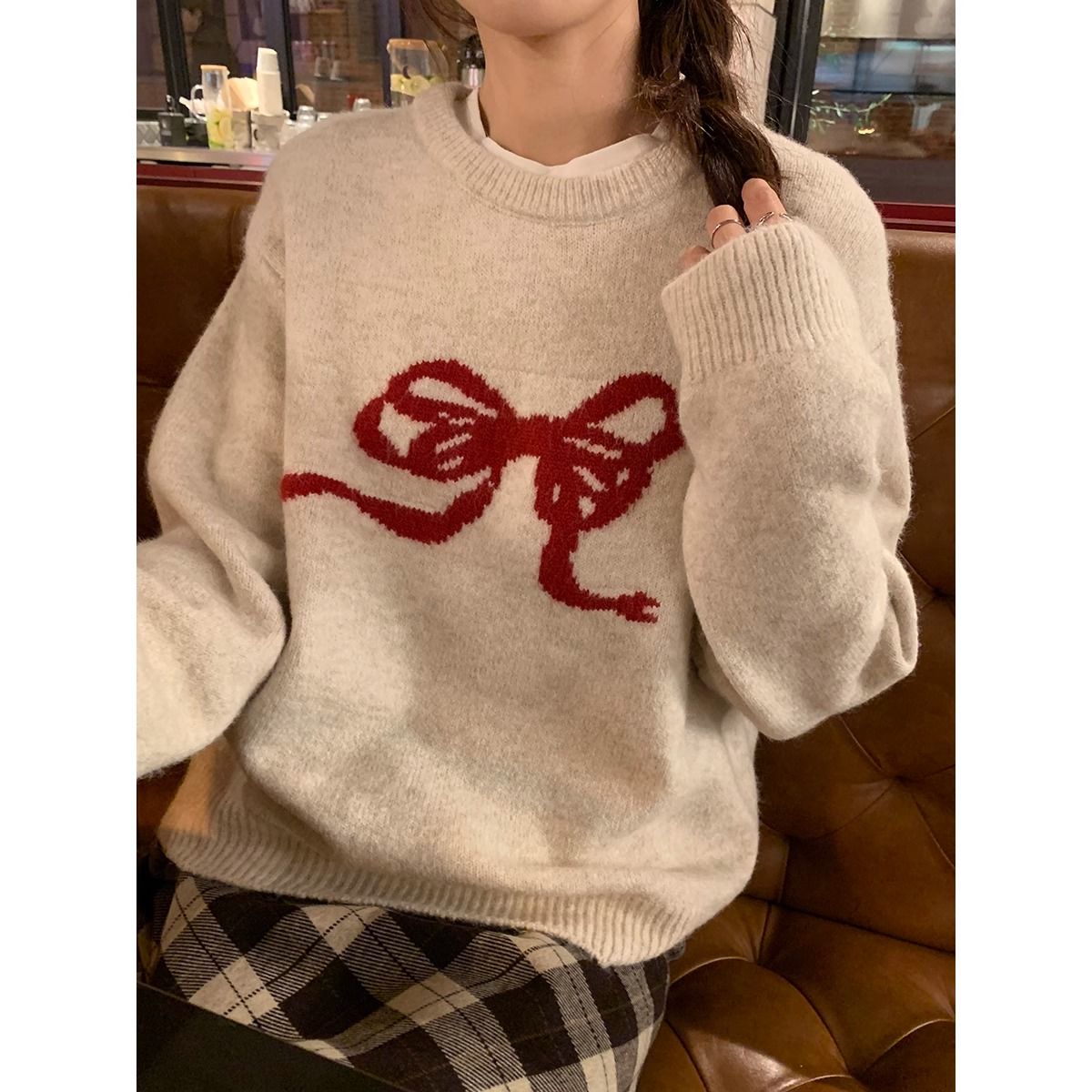 Elegantly Styled Sweater for Everyday Wear