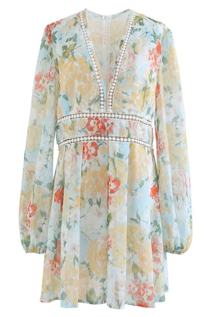 A Vintage Style Dress with Delicate Timeless Details