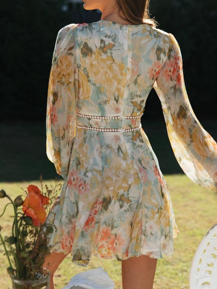 A Vintage Style Dress with Delicate Timeless Details