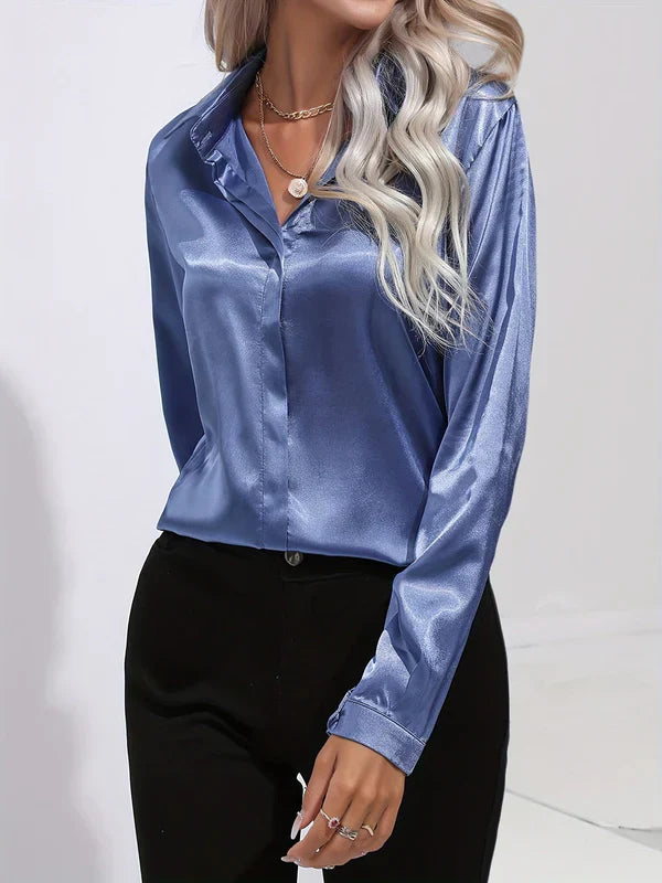 Beautifully Crafted Blouse in a Classic Style
