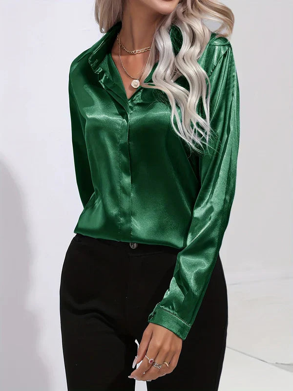 Beautifully Crafted Blouse in a Classic Style