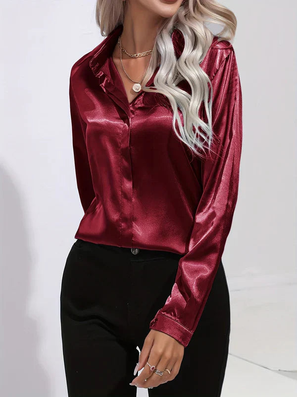 Beautifully Crafted Blouse in a Classic Style