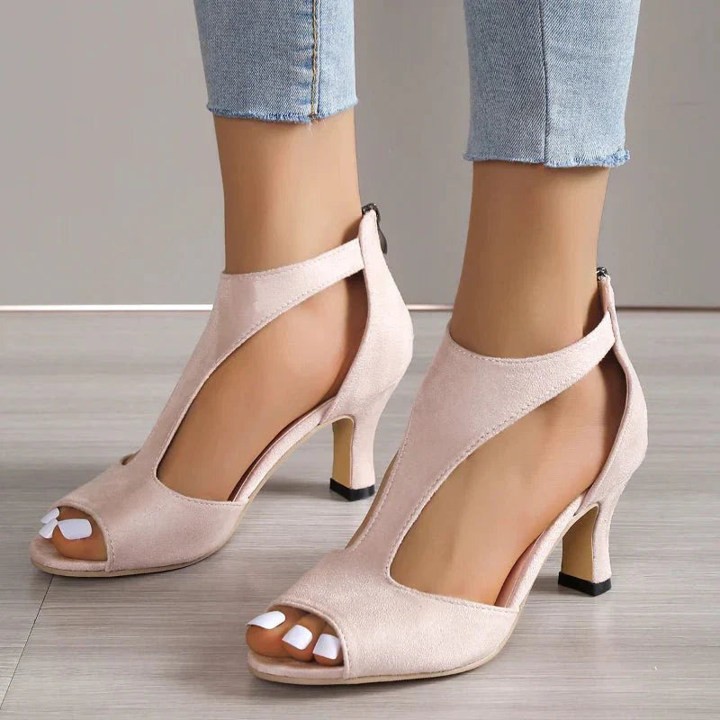Graceful Orthopedic Shoes for Modern Look