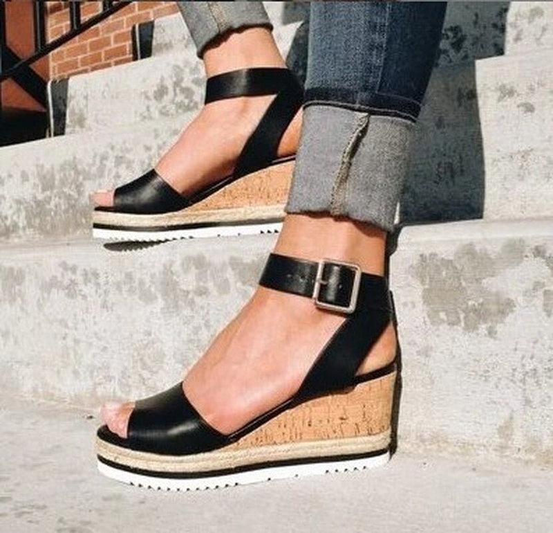 Chic Orthopedic Sandals with Unique Design
