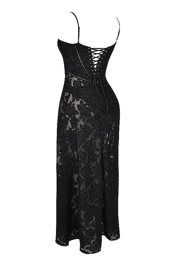 Beautifully Crafted Dress in a Classic Style
