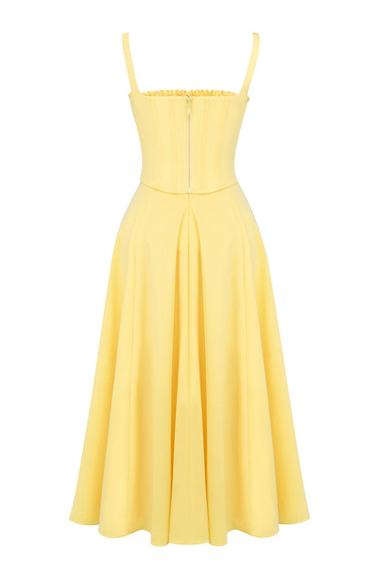 Classic Vintage Dress with a Flattering Fit