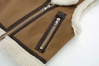 Sophisticated Garment with a Clean Classic Look