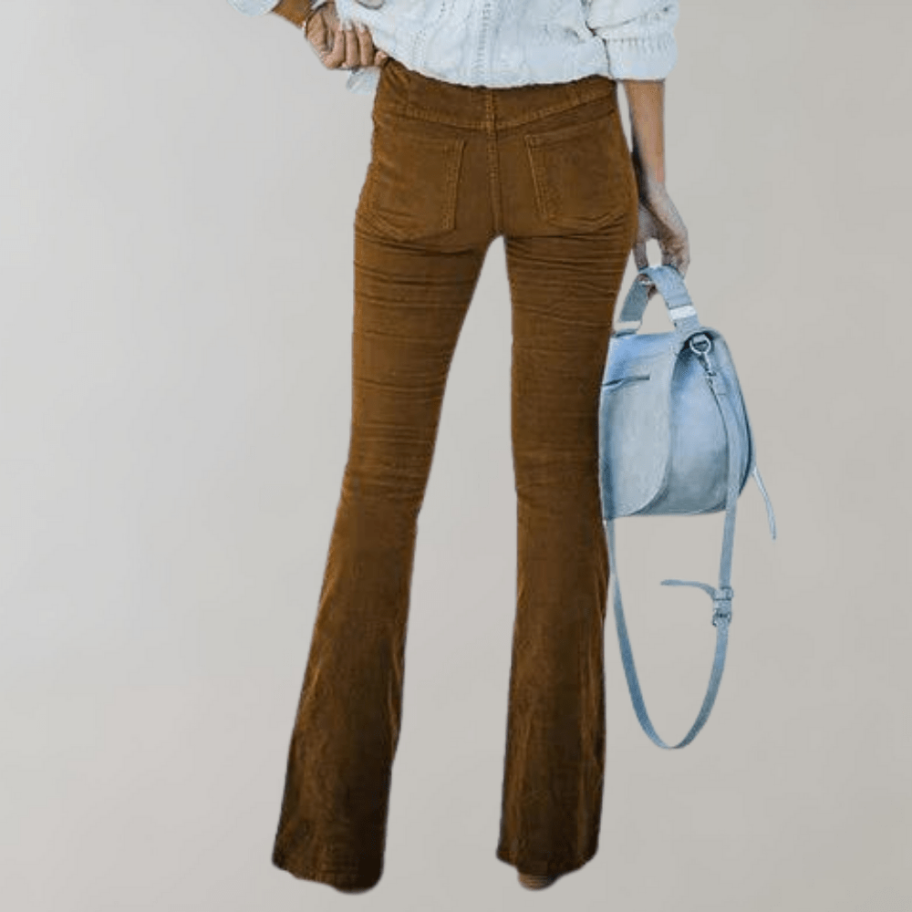 Beautifully Finished Trousers in a Timeless Design
