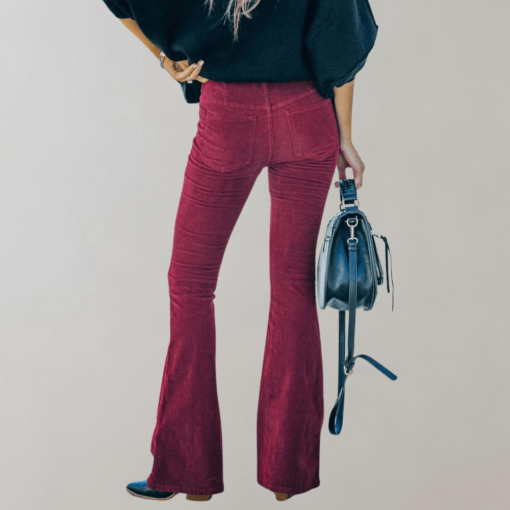 Beautifully Finished Trousers in a Timeless Design