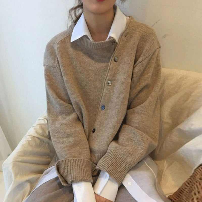 Well Tailored Jacket with a Graceful Silhouette