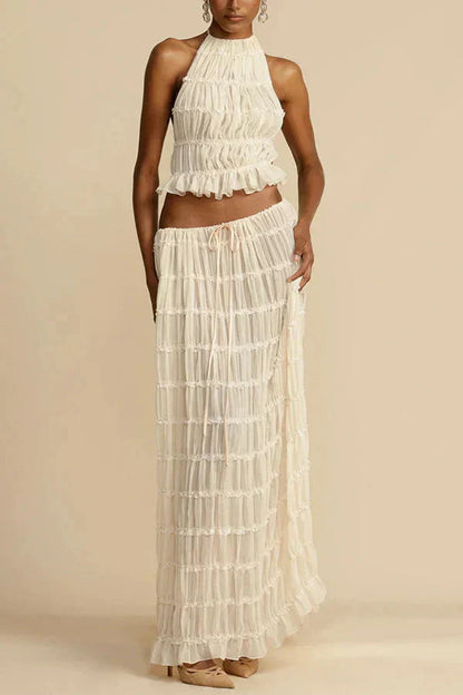 Well Tailored Top with a Graceful Silhouette