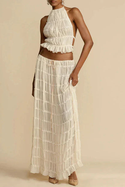 Well Tailored Top with a Graceful Silhouette