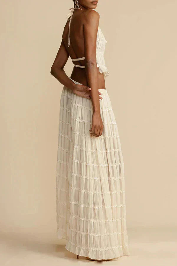 Well Tailored Top with a Graceful Silhouette