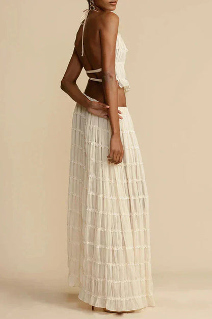 Well Tailored Top with a Graceful Silhouette
