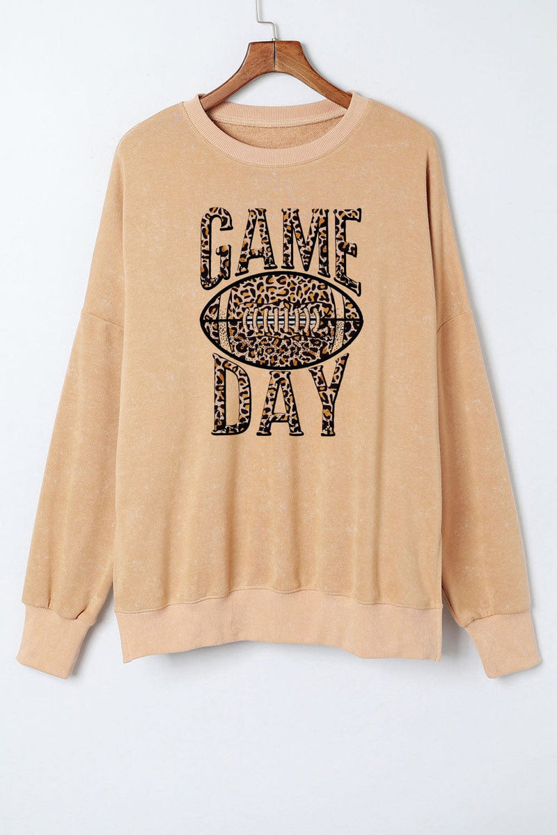 Well Tailored Sweater with a Graceful Silhouette