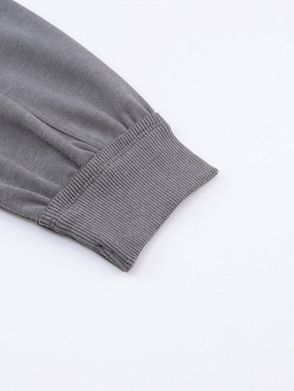 Well Tailored Sweater with a Graceful Silhouette