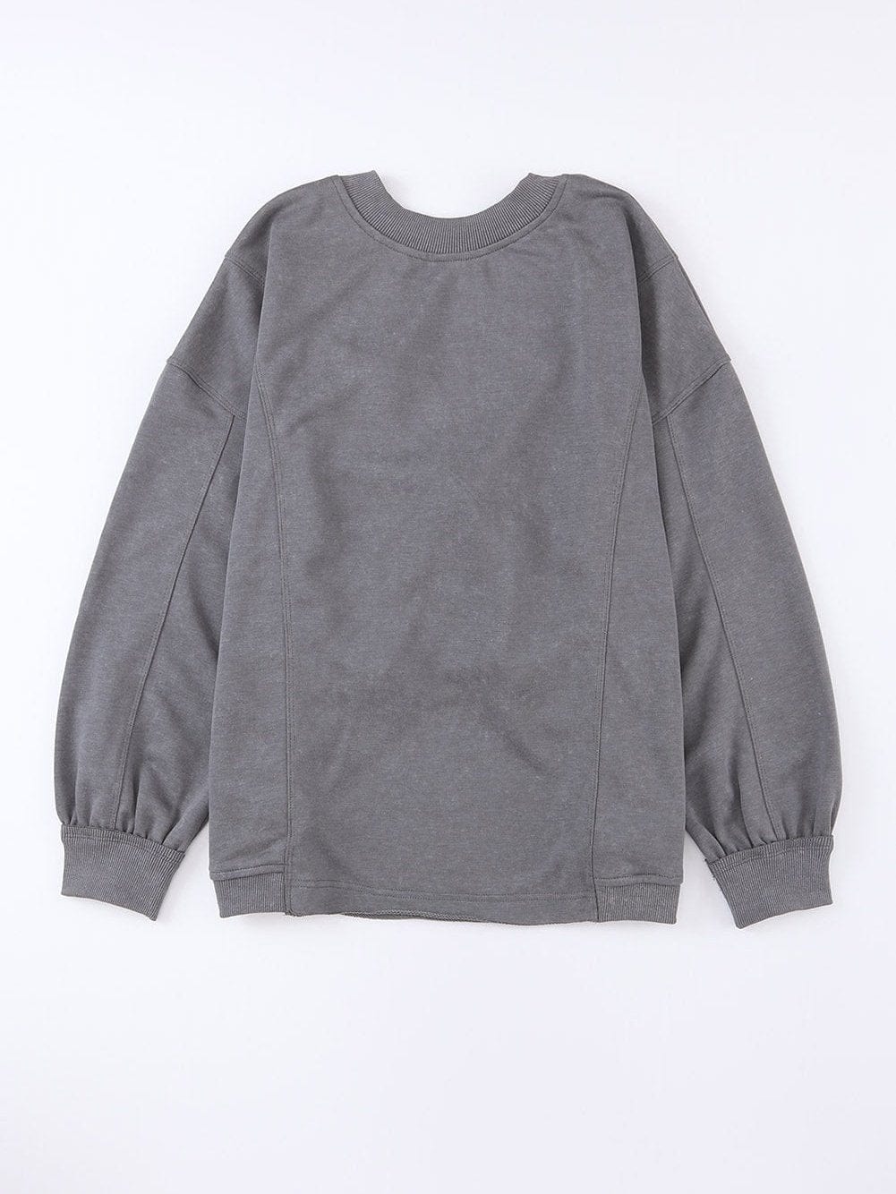 Well Tailored Sweater with a Graceful Silhouette