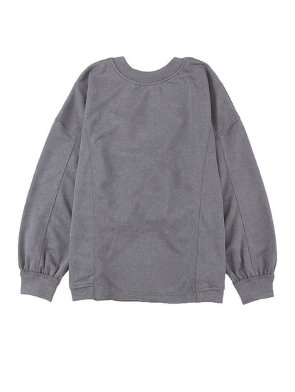 Well Tailored Sweater with a Graceful Silhouette