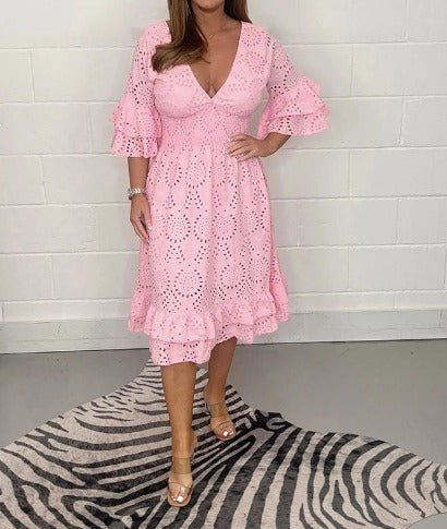Gracefully Styled Dress for Any Occasion