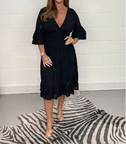Gracefully Styled Dress for Any Occasion