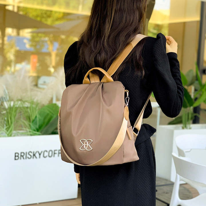 Effortlessly Elegant Bag with a Timeless Design