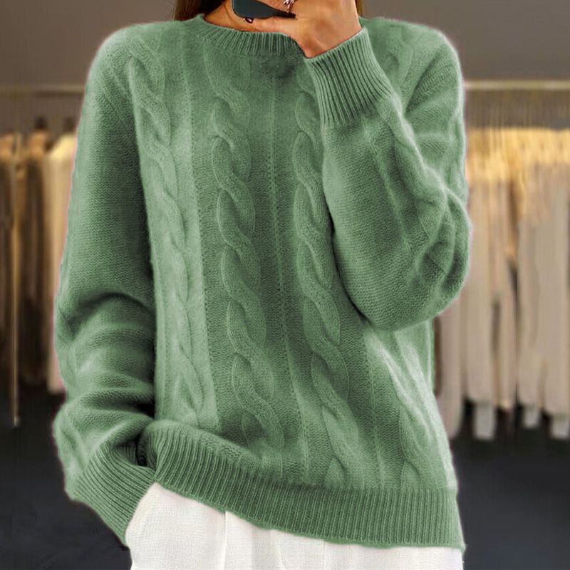 Effortlessly Elegant Sweater with a Timeless Design