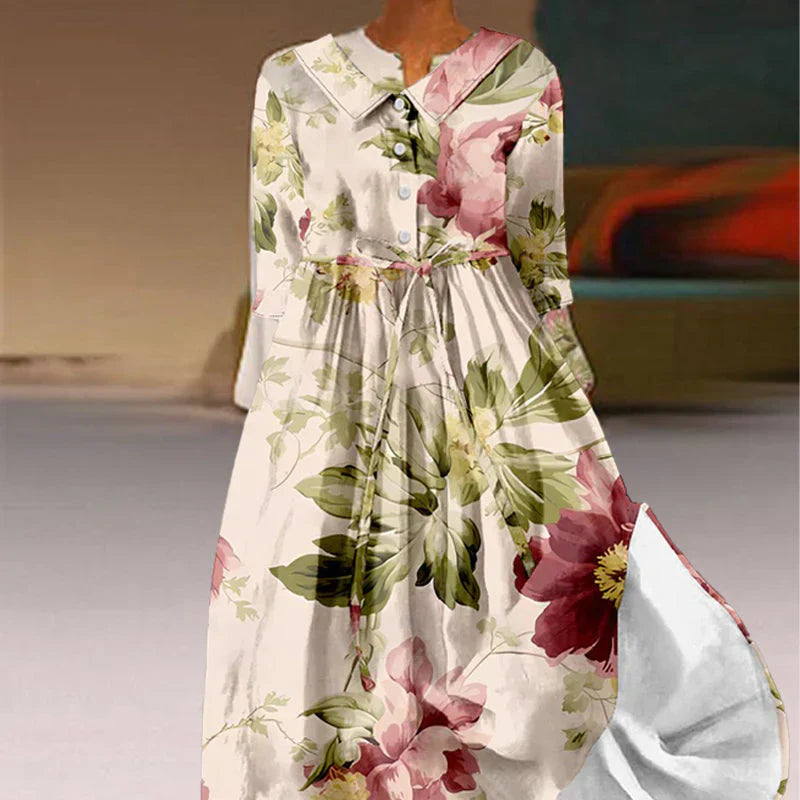 Beautifully Finished Dress in a Timeless Design