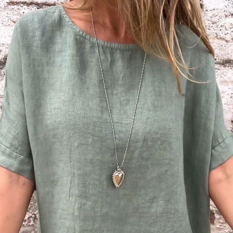 Classic Vintage & Enduringly Stylish Blouse