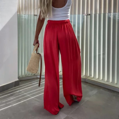 Classic Vintage Trousers with a Flattering Fit