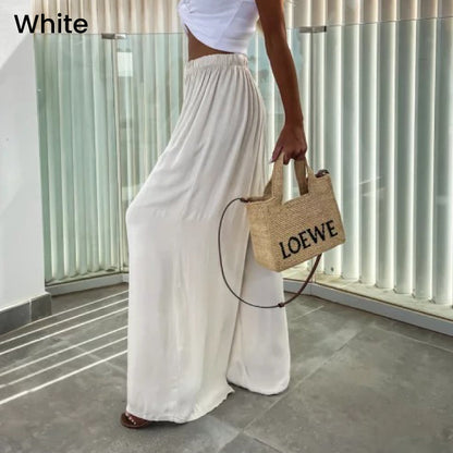 Classic Vintage Trousers with a Flattering Fit