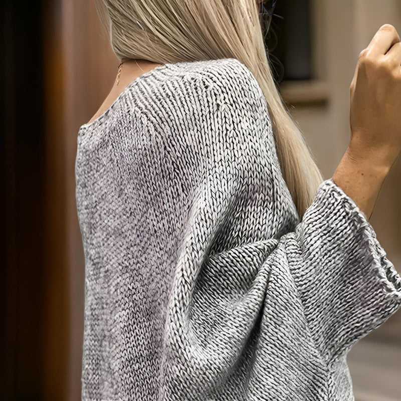 Effortlessly Elegant Sweater with a Timeless Design
