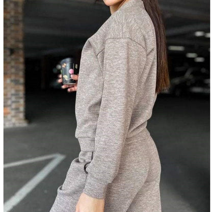 Well Tailored Garment with a Graceful Silhouette