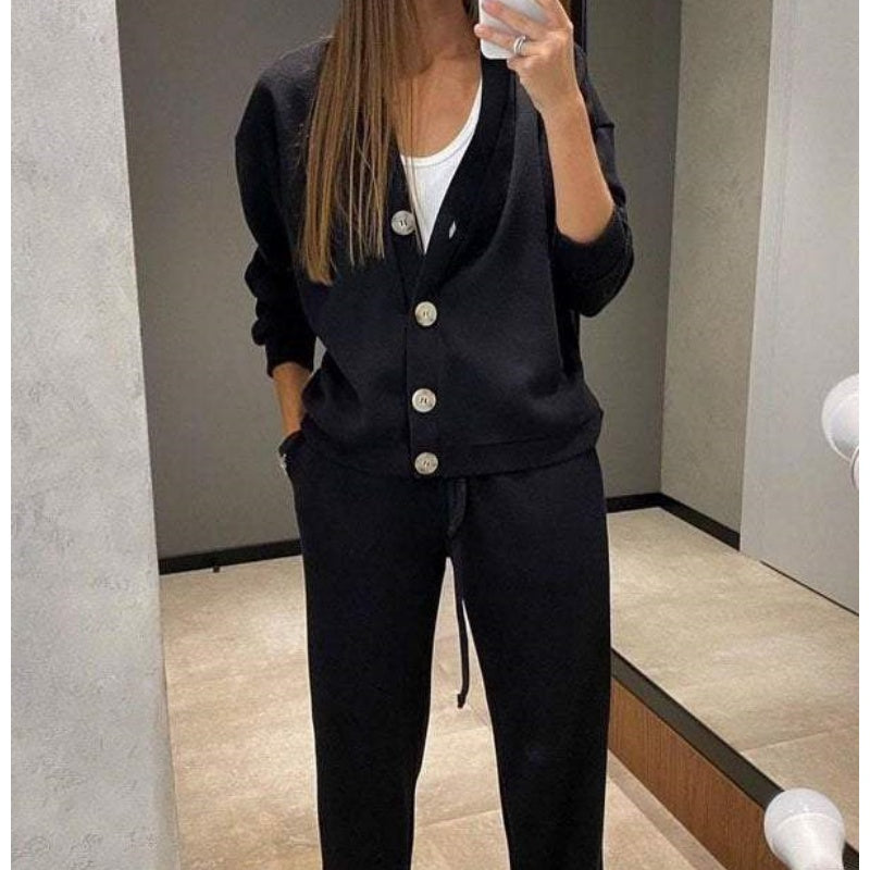 Well Tailored Garment with a Graceful Silhouette