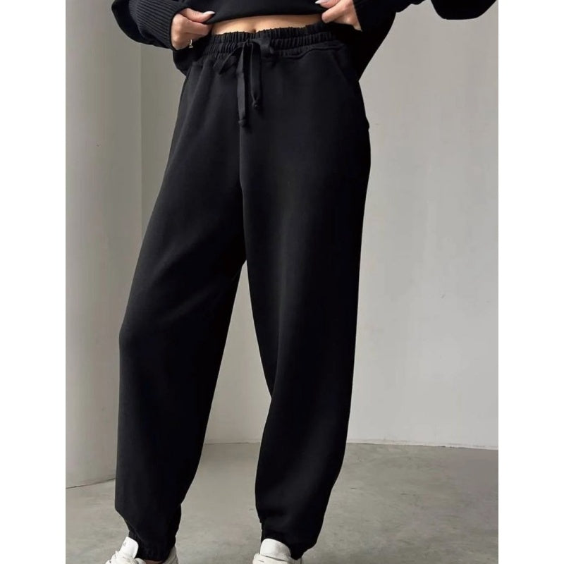 Well Tailored Garment with a Graceful Silhouette