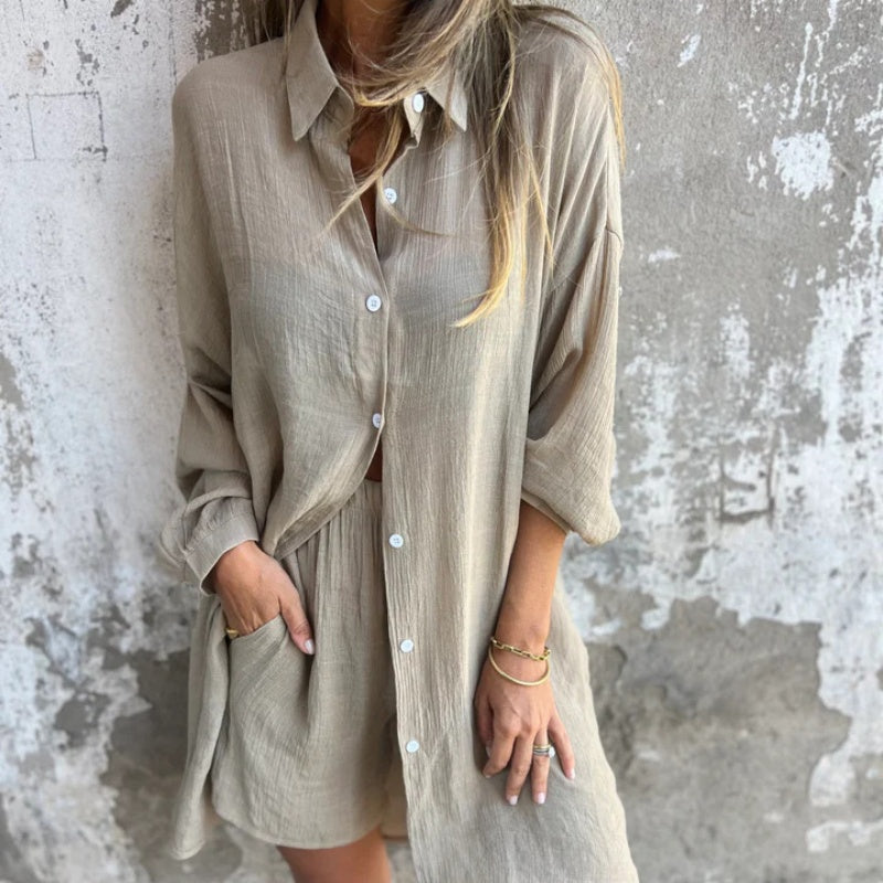 Well Tailored Garment with a Graceful Silhouette