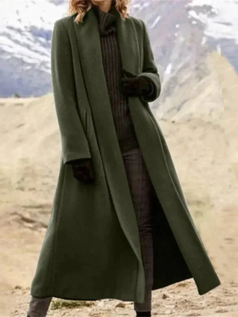 Effortlessly Elegant Coat with a Timeless Design