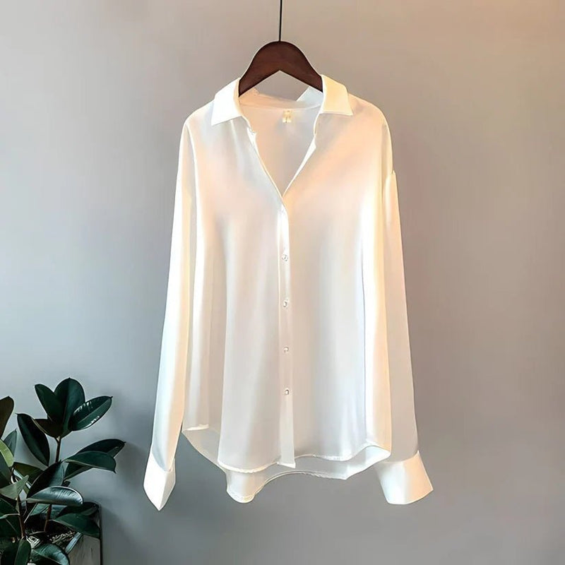 Elegantly Styled Blouse for Everyday Wear