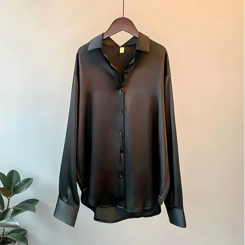 Elegantly Styled Blouse for Everyday Wear