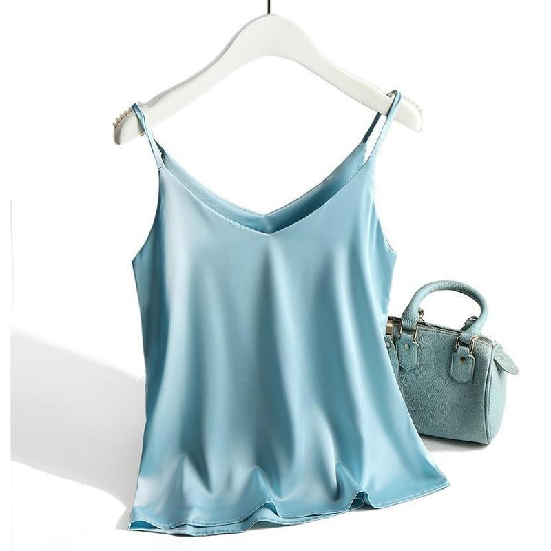 Gracefully Styled Garment for Any Occasion