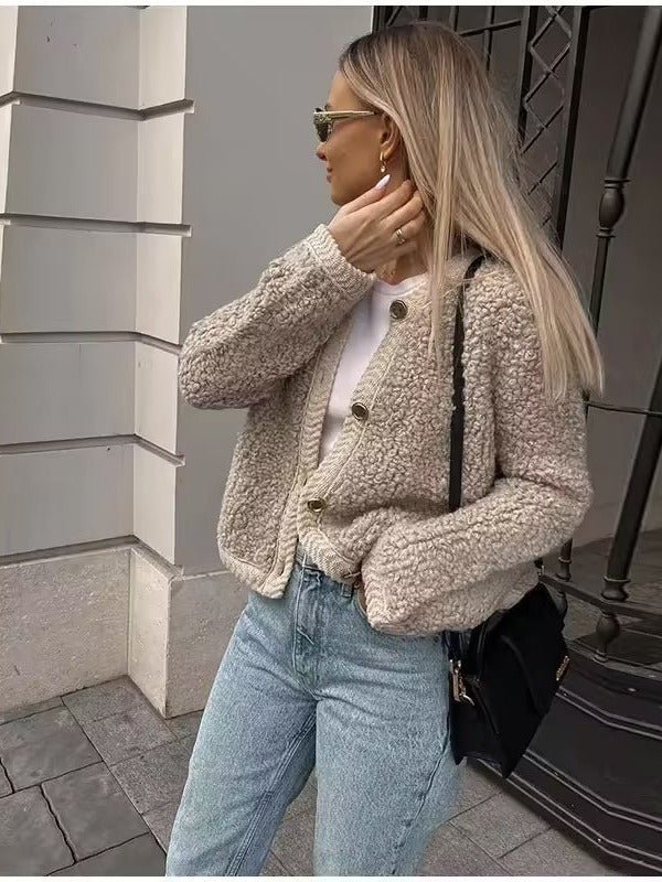 Elegantly Styled Jacket for Everyday Wear