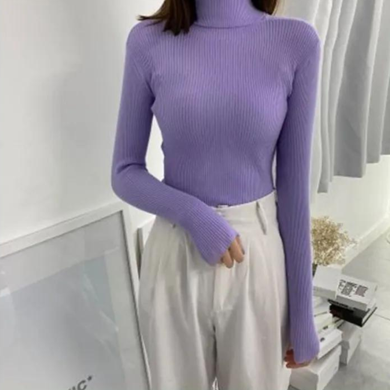 Classic Vintage Sweater with a Flattering Fit