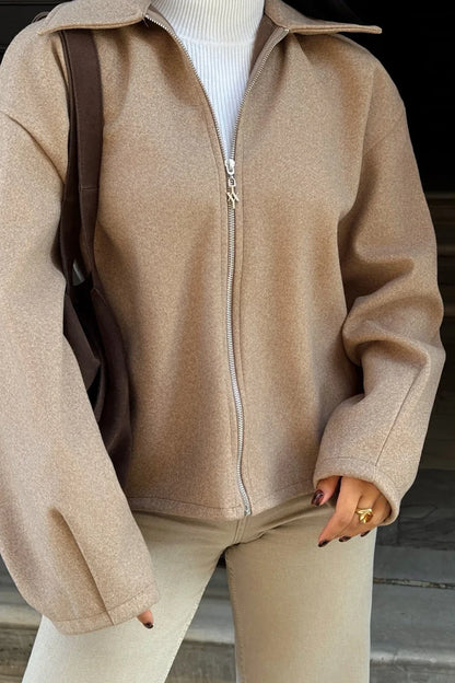 Elegantly Styled Jacket for Everyday Wear