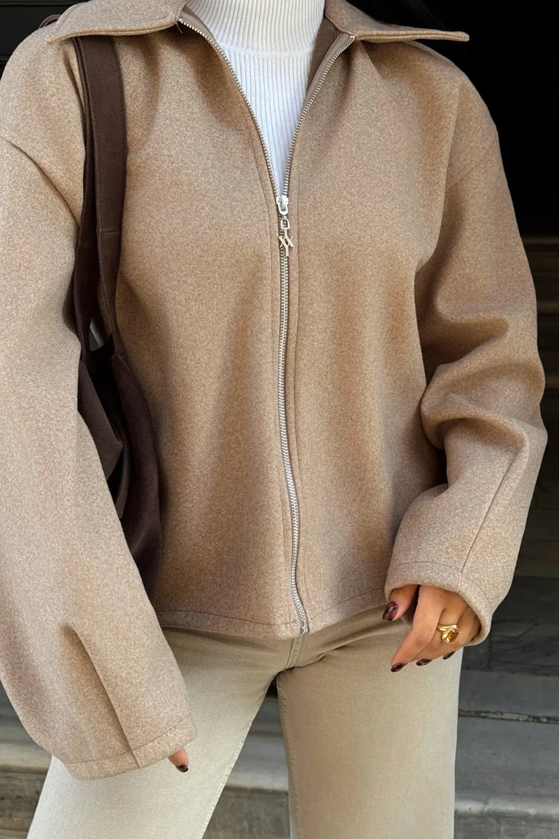 Elegantly Styled Jacket for Everyday Wear