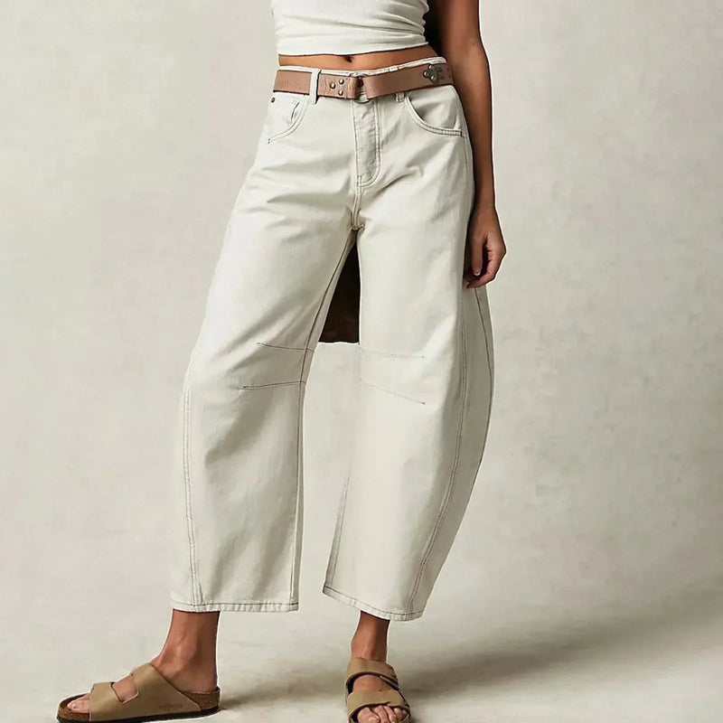 Classic Vintage Pants with a Flattering Fit